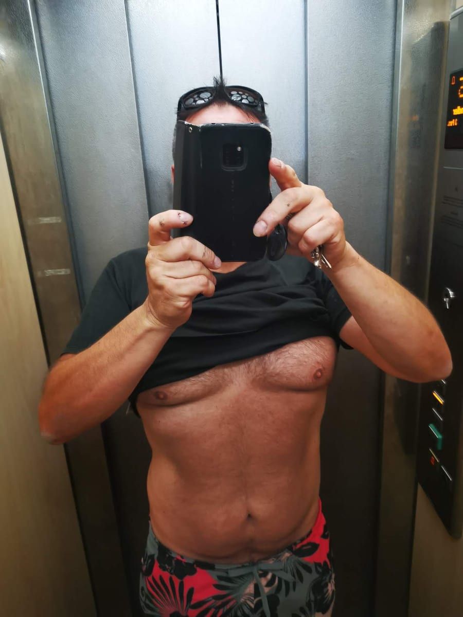 Profil von Nizare